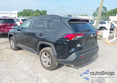 2024 Toyota Rav4 Xle z USA, uszkodzony, nr VIN 2T3W1RFVXRW309689